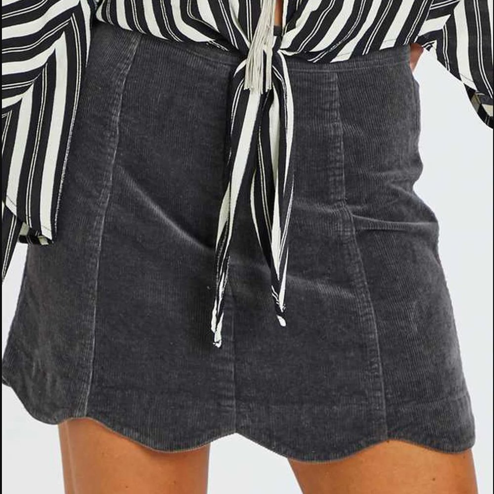 Altar'd State Dark Charcoal Sophia Scalloped Skirt SIZE M (NEW WITH TAGS)